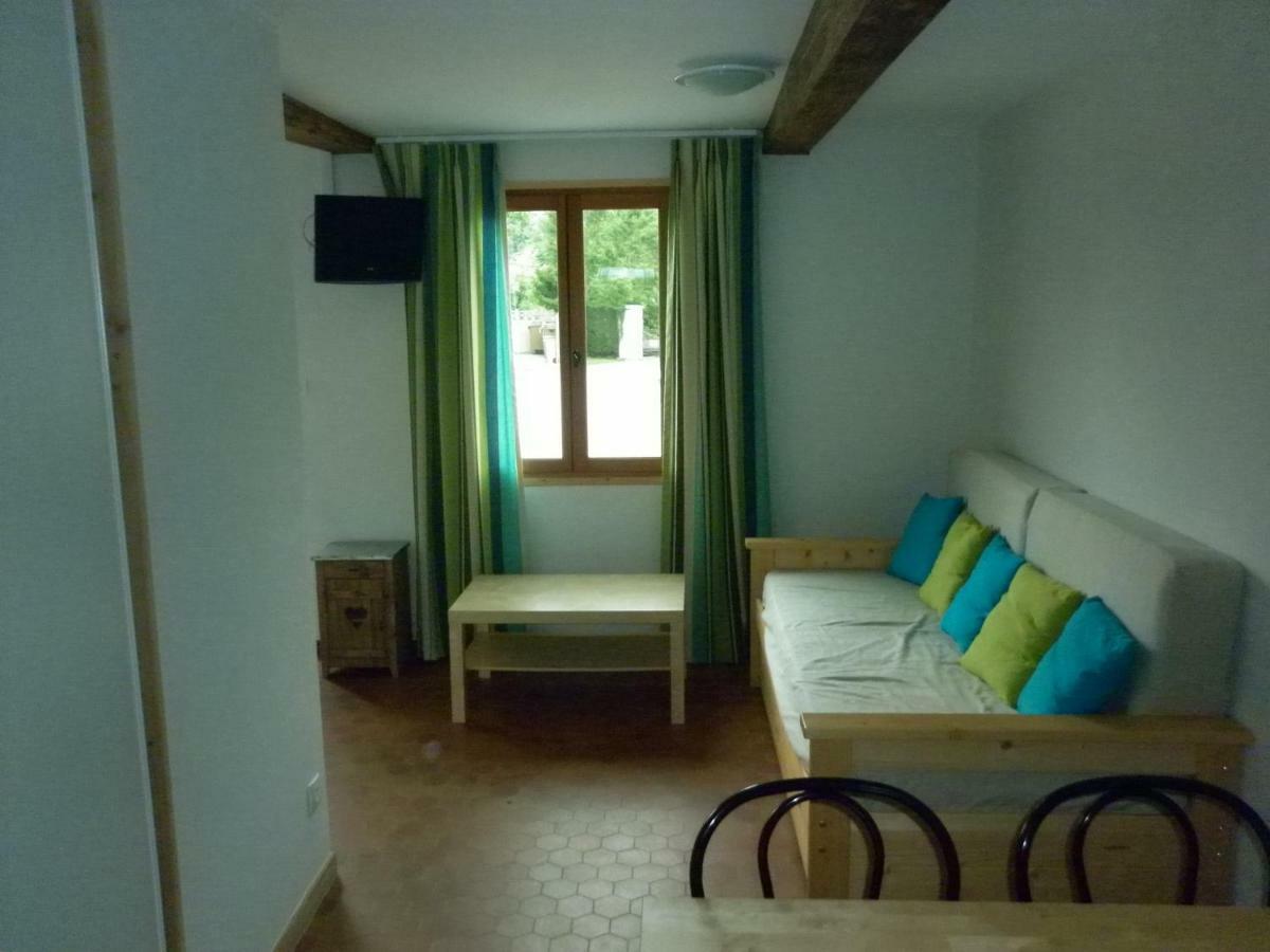 Camping La Verte Prairie Forest-Montiers Екстер'єр фото